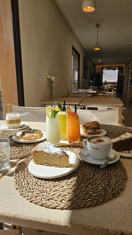 Afternoon treats at Sa Bàscula